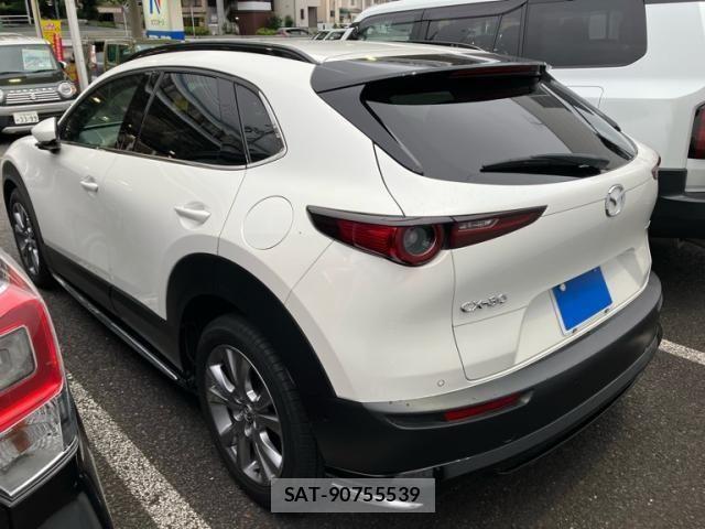 Mazda CX-30 2021-01 8244963-3