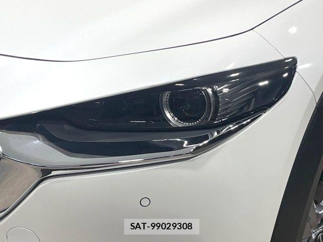 Mazda CX-30 2019-11 8244960-11