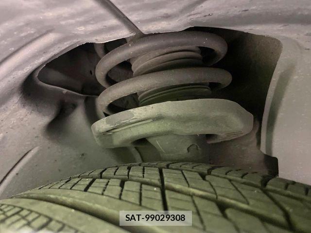 Mazda CX-30 2019-11 8244960-19