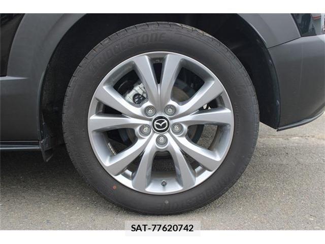 Mazda CX-30 2024-10 8244959-23