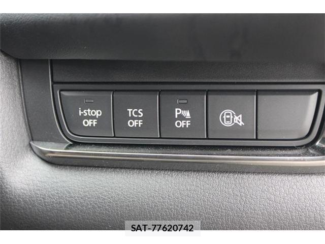 Mazda CX-30 2024-10 8244959-4