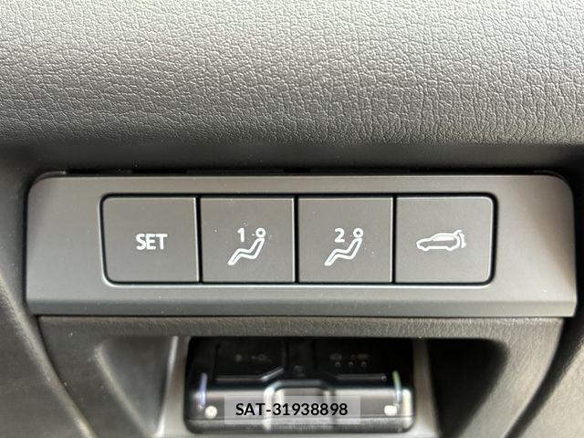 Mazda CX-30 2021-12 8244961-24