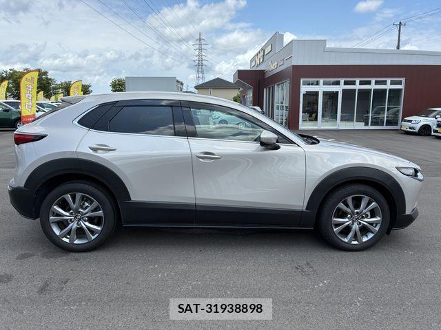 Mazda CX-30 2021-12 8244961-5