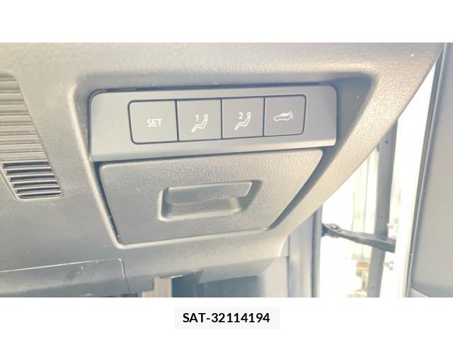 Mazda CX-30 2022-03 8314024-13