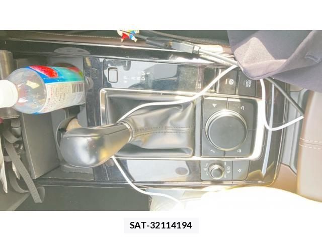 Mazda CX-30 2022-03 8314024-17
