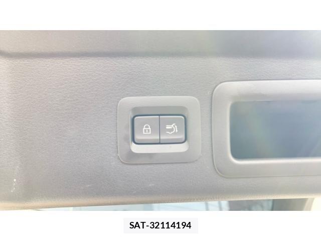 Mazda CX-30 2022-03 8314024-24