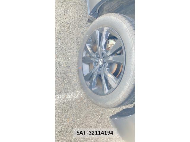 Mazda CX-30 2022-03 8314024-4