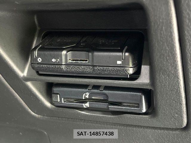 Mazda CX-30 2020-09 8314027-6