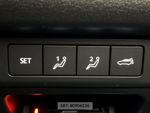 Mazda CX-30 2023-07 8335444-5