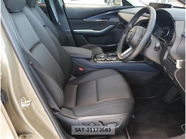 Mazda CX-30 2025-03 8335443-12