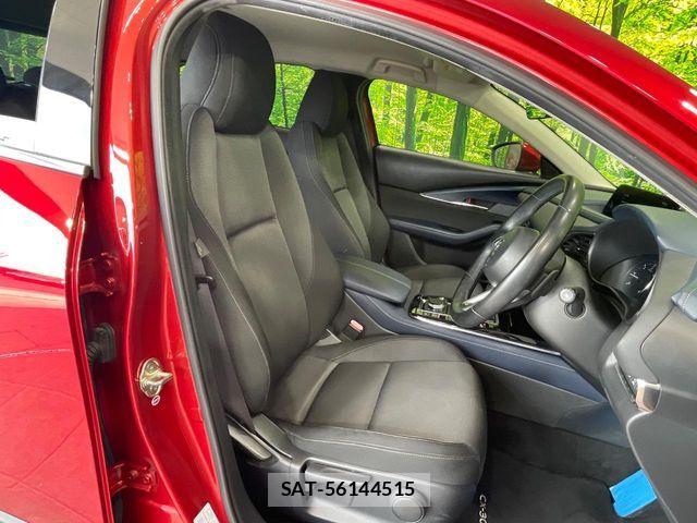 Mazda CX-30 2020-02 8335446-7