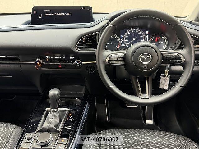 Mazda CX-30 2024-06 8335442-1
