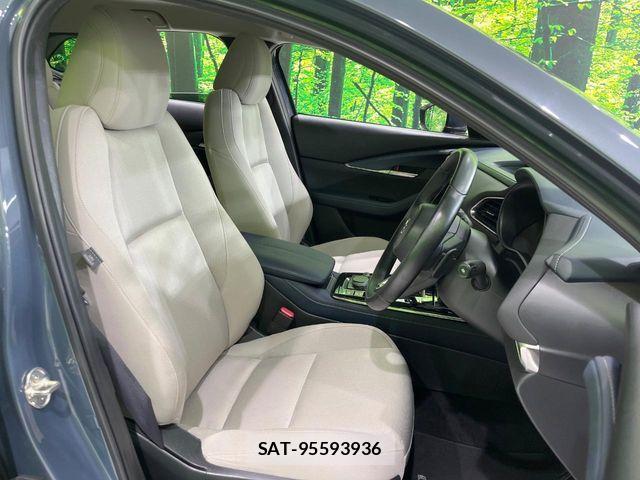 Mazda CX-30 2020-06 8335447-7