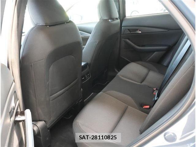 Mazda CX-30 2022-07 8335445-15