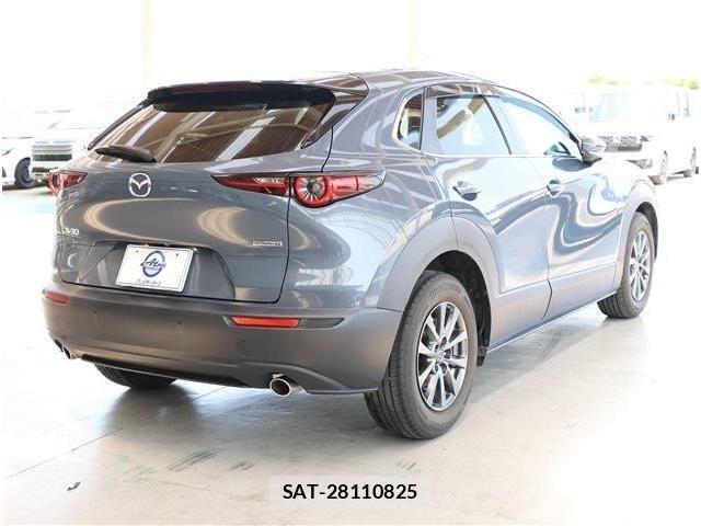 Mazda CX-30 2022-07 8335445-5