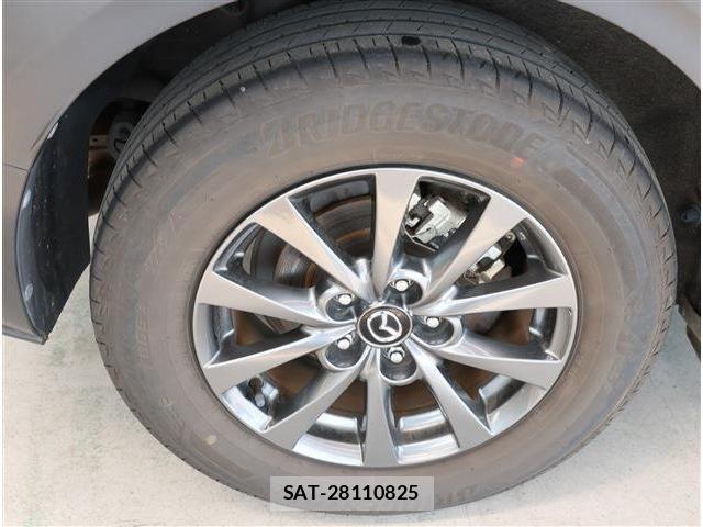Mazda CX-30 2022-07 8335445-6