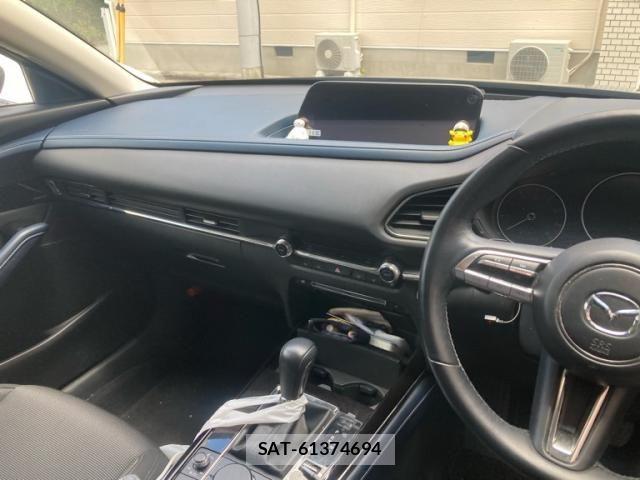 Mazda CX-30 2022-10 8354274-17