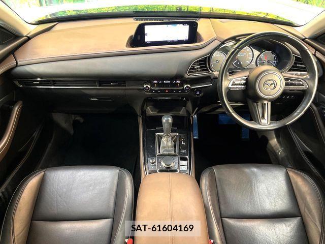 Mazda CX-30 2020-01 8365364-1