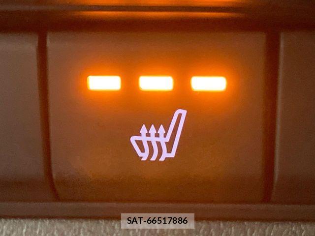 Mazda CX-30 2022-12 8365362-6