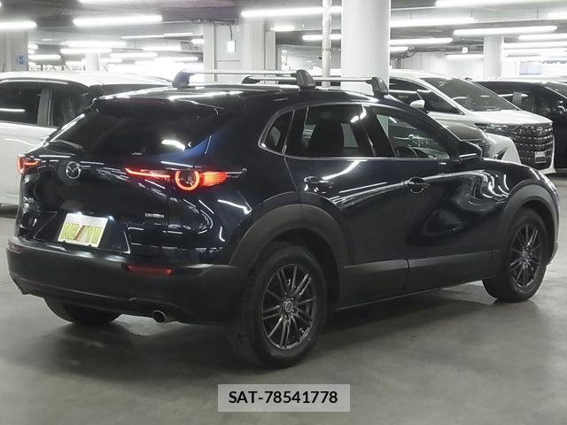 Mazda CX-30 2021-11 8411870-1