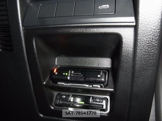 Mazda CX-30 2021-11 8411870-22