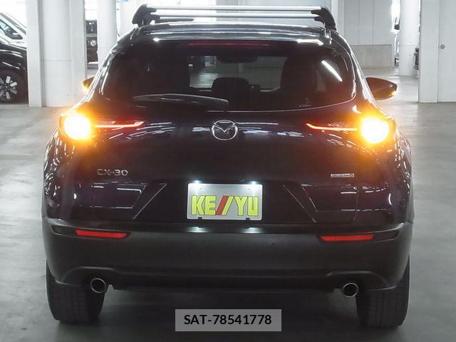 Mazda CX-30 2021-11 8411870-5