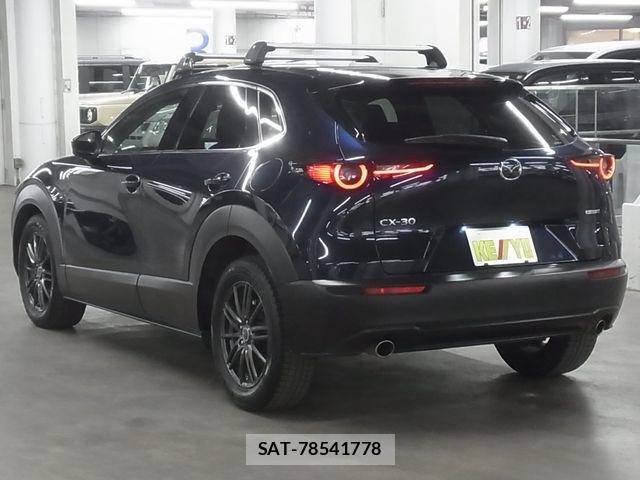 Mazda CX-30 2021-11 8411870-6