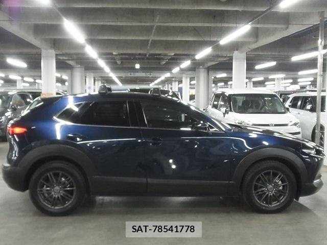 Mazda CX-30 2021-11 8411870-7