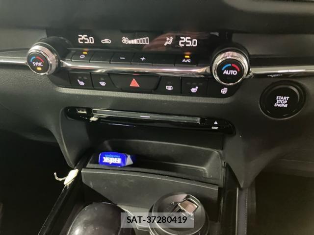Mazda CX-30 2020-03 8411871-11