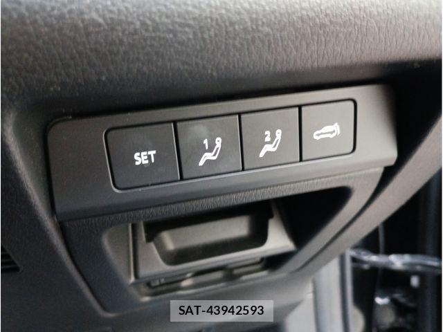 Mazda CX-30 2019-12 8411868-13