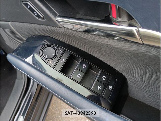 Mazda CX-30 2019-12 8411868-18
