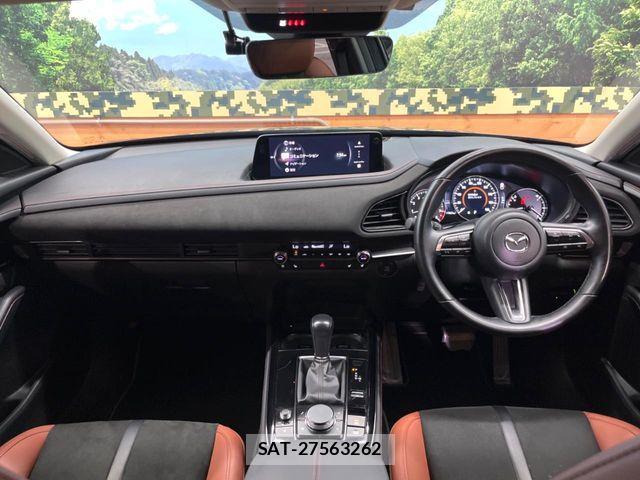 Mazda CX-30 2024-08 8438047-1