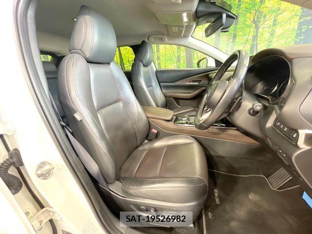 Mazda CX-30 2021-09 8457273-7
