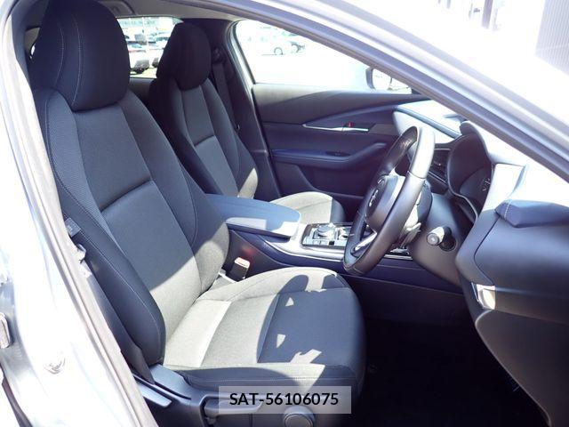 Mazda CX-30 2021-05 8485232-17