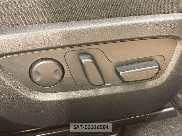 Mazda CX-30 2020-08 8485233-9