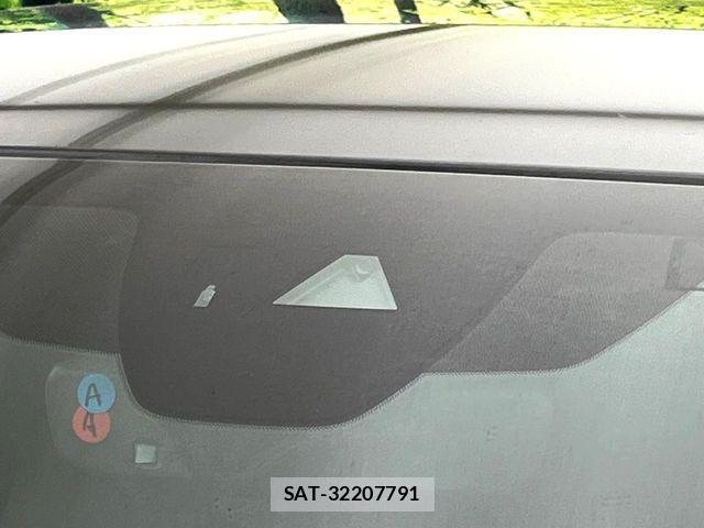 Mazda CX-30 2022-09 8524216-4