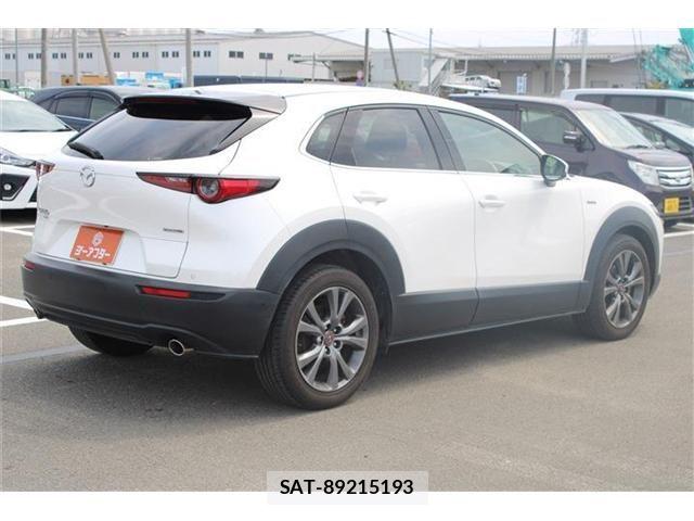 Mazda CX-30 2020-08 8561613-10