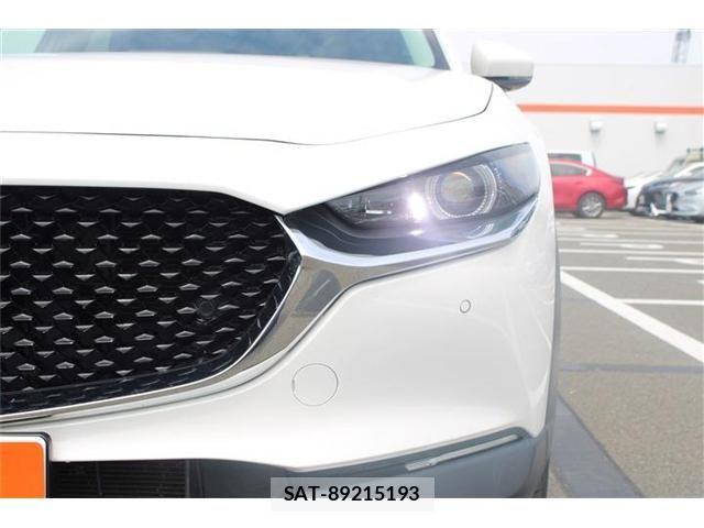 Mazda CX-30 2020-08 8561613-15
