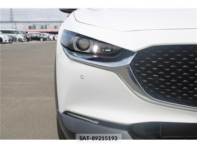 Mazda CX-30 2020-08 8561613-16