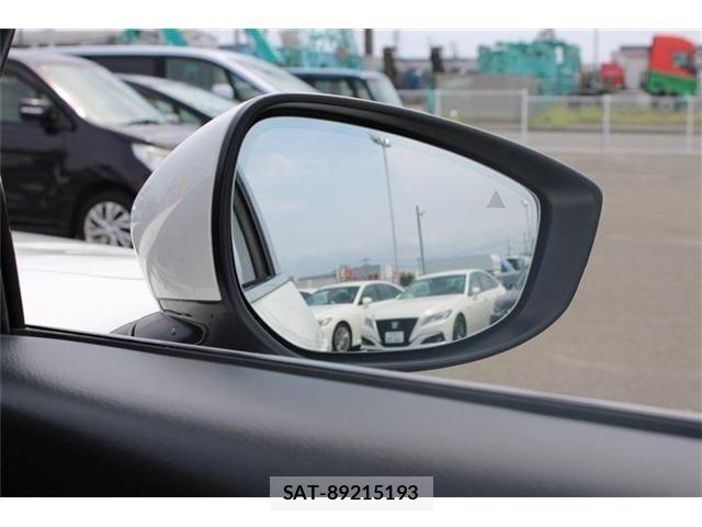 Mazda CX-30 2020-08 8561613-18