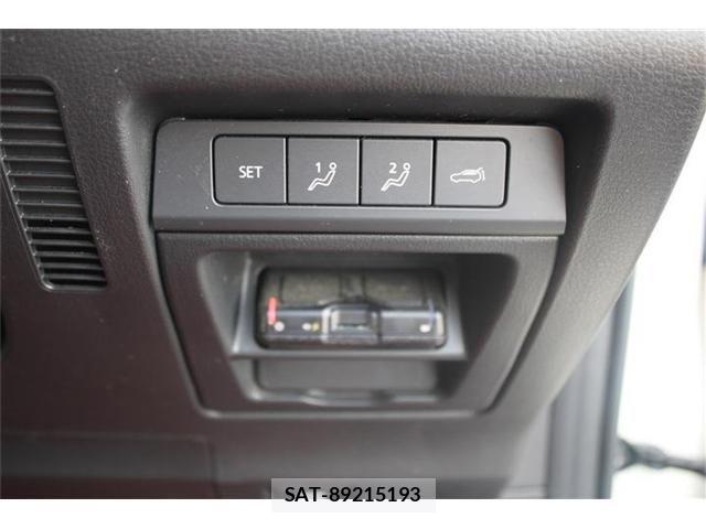 Mazda CX-30 2020-08 8561613-5