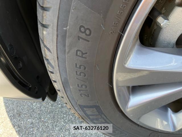 Mazda CX-30 2022-01 8561612-3