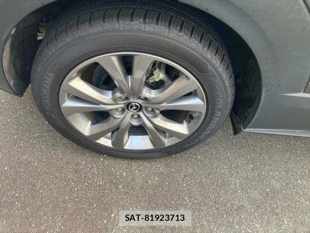 Mazda CX-30 2021-06 8561611-8