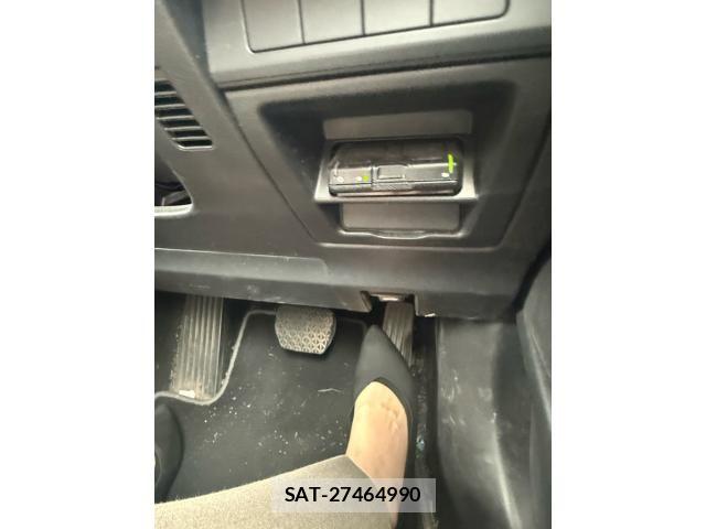 Mazda CX-30 2021-10 8561615-15