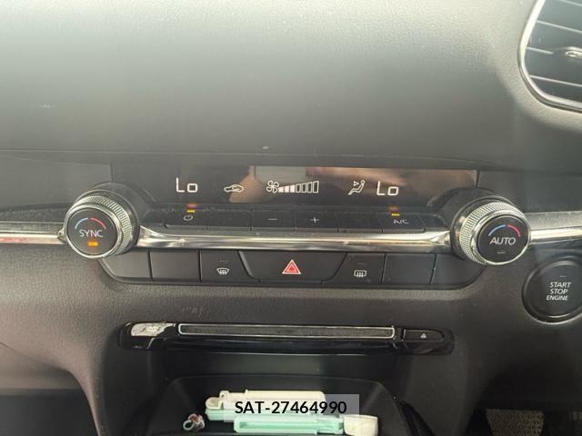 Mazda CX-30 2021-10 8561615-18