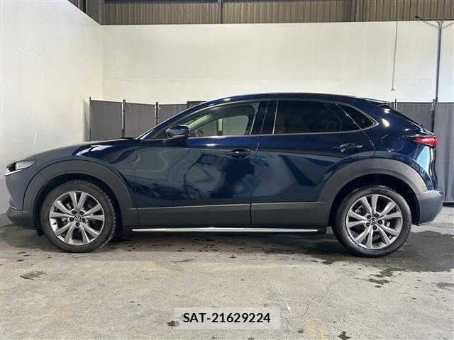 Mazda CX-30 2022-01 8561610-9