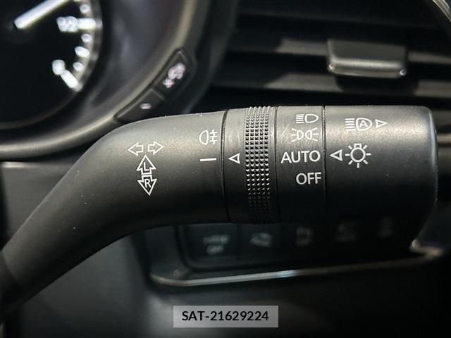 Mazda CX-30 2022-01 8561610-14