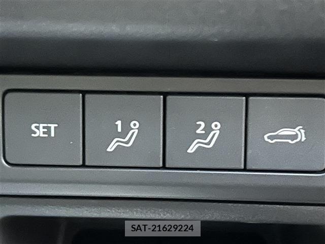 Mazda CX-30 2022-01 8561610-25