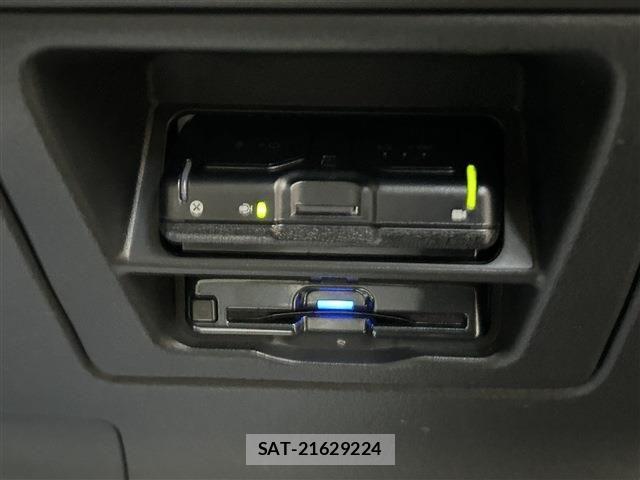 Mazda CX-30 2022-01 8561610-26