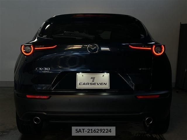 Mazda CX-30 2022-01 8561610-7